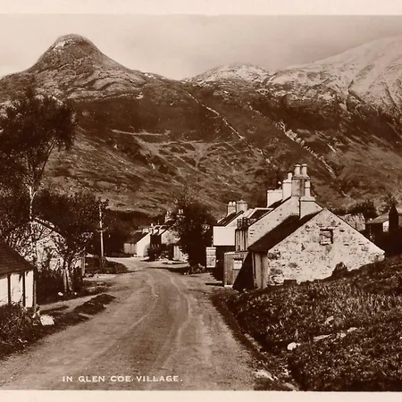 Arivonie Lochside Cottage Glencoe Exterior photo